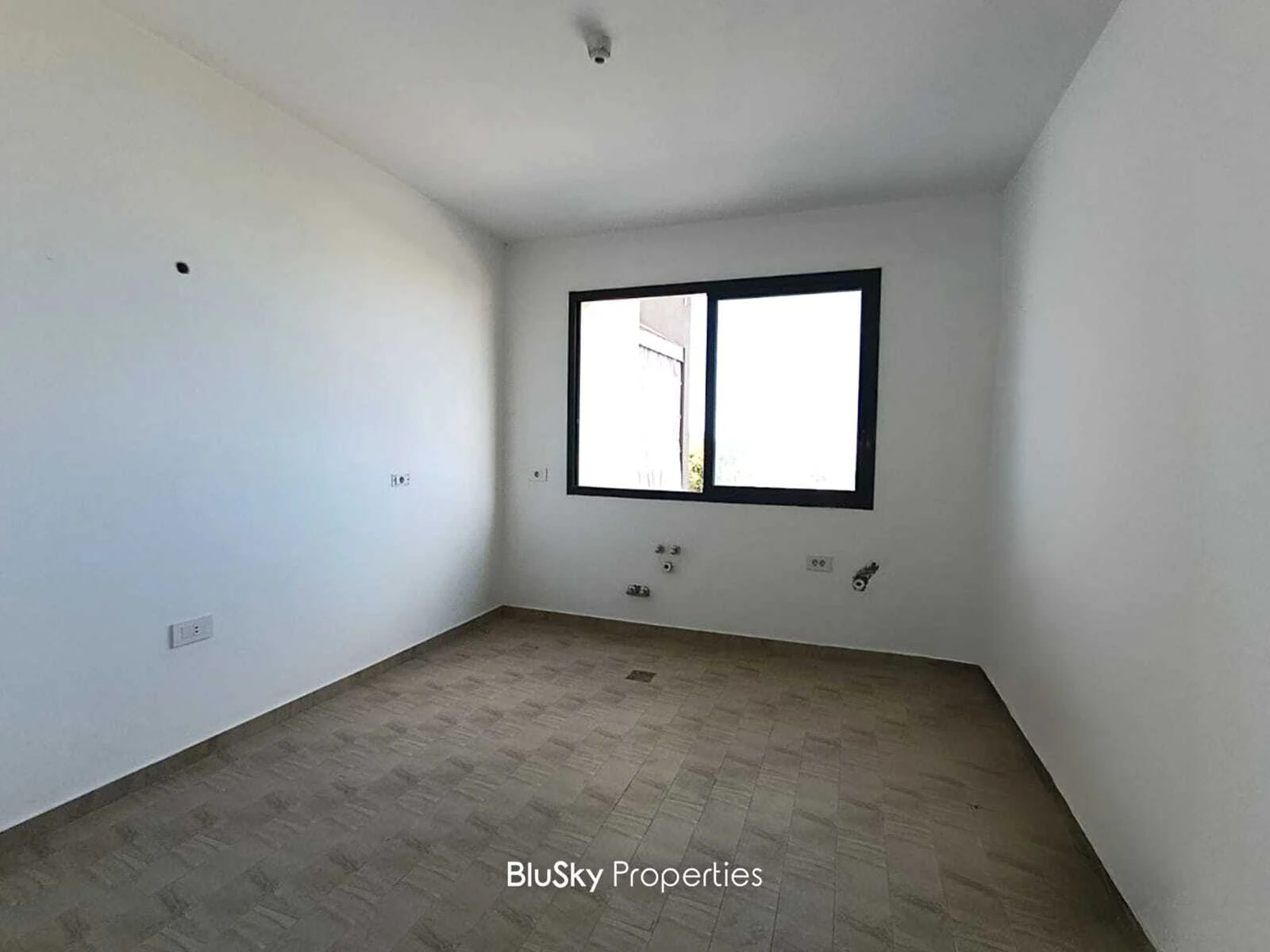 Apartment 192m² Sea View for Sale in Blat — الصورة 3
