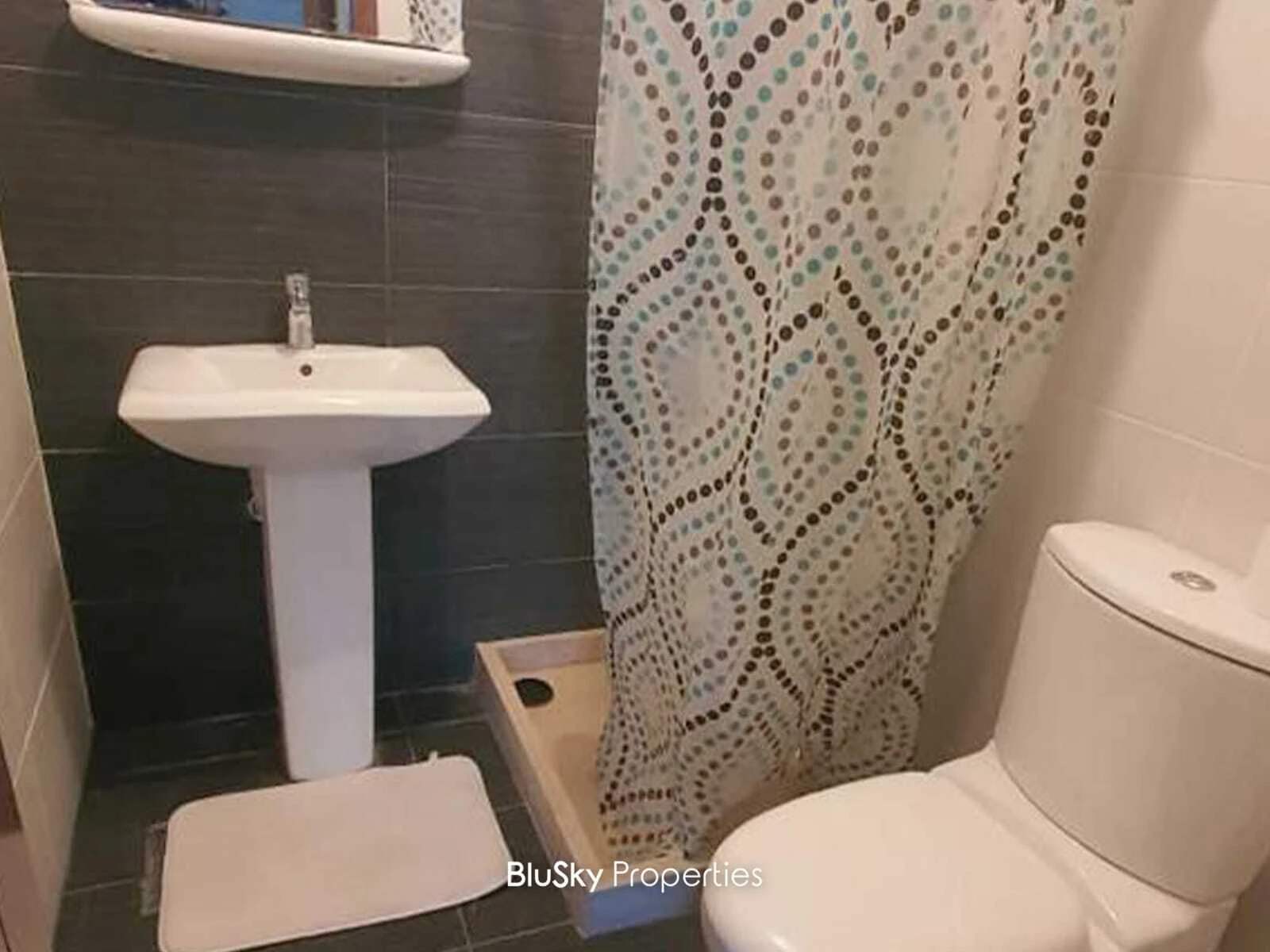 Apartment 70m² City View for Sale in Blat — photo 3