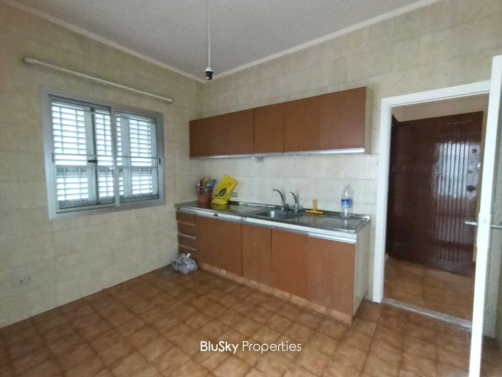 Apartment 75m² for Sale in Blat — الصورة 4