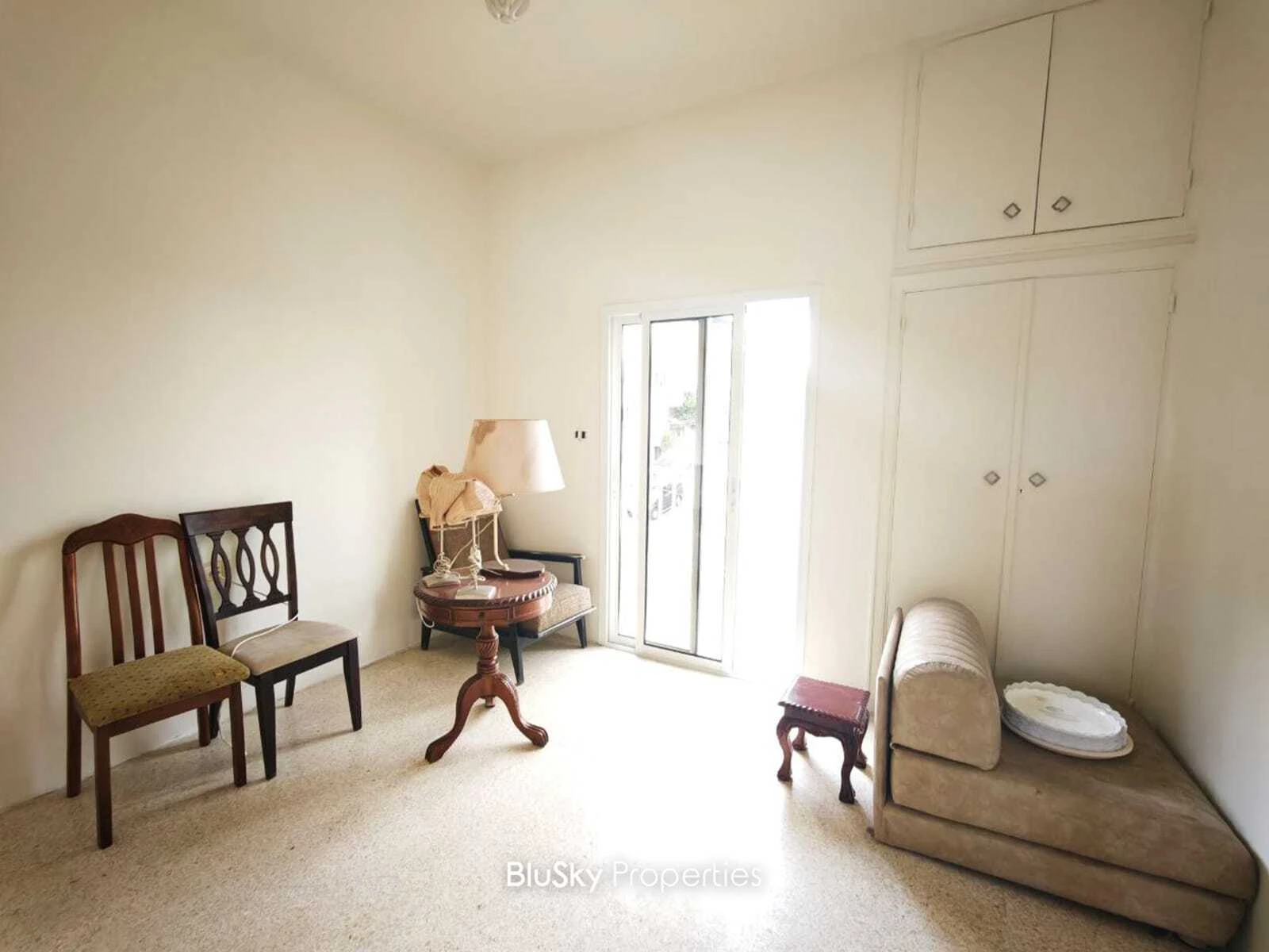 Apartment 130m² Balcony for Rent in Beit Meri — الصورة 4