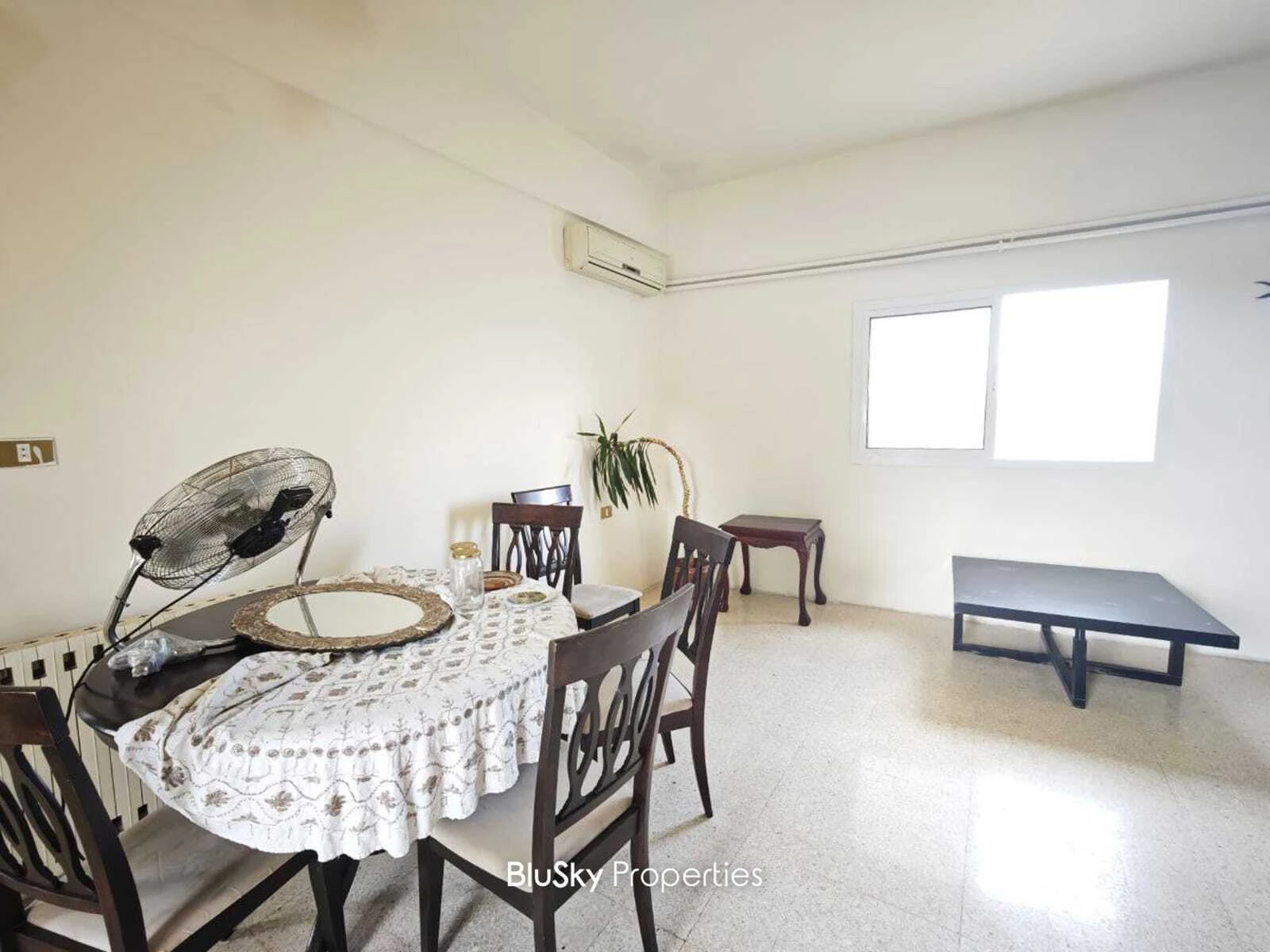 Apartment 130m² Balcony for Rent in Beit Meri — الصورة 5
