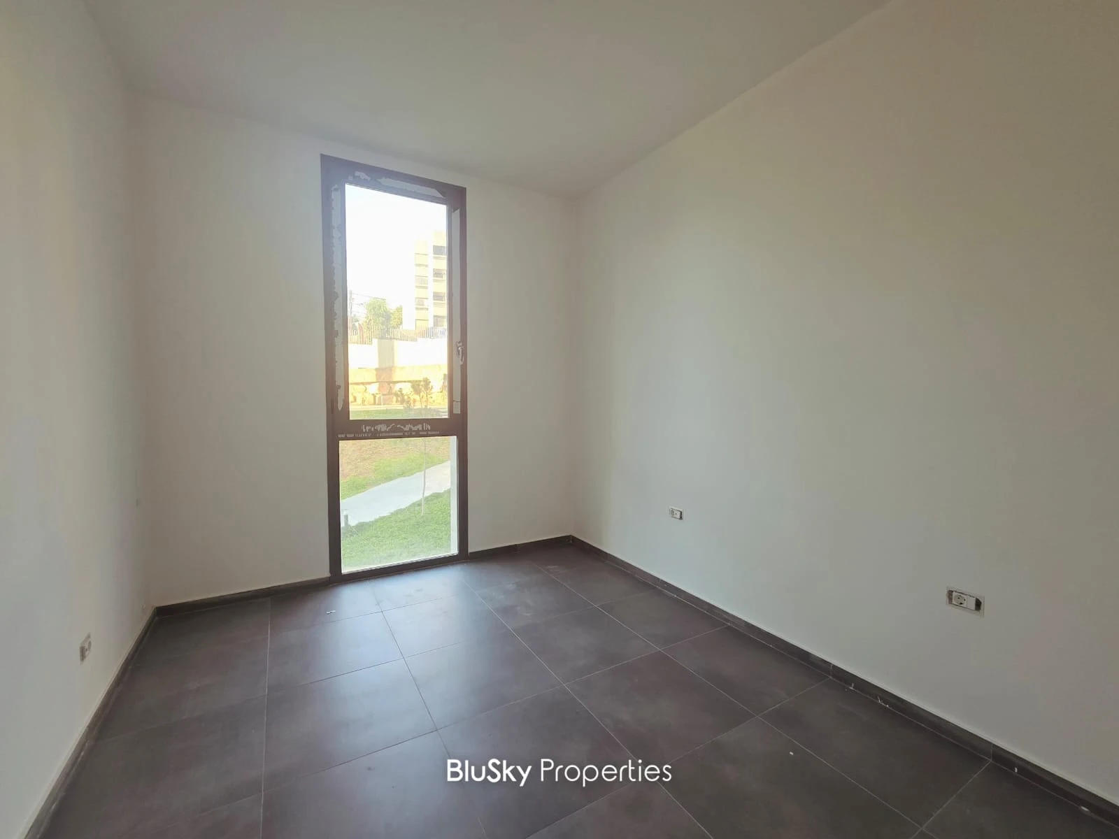 Apartment 155m² with Sea View for Rent in Beit Meri — الصورة 5