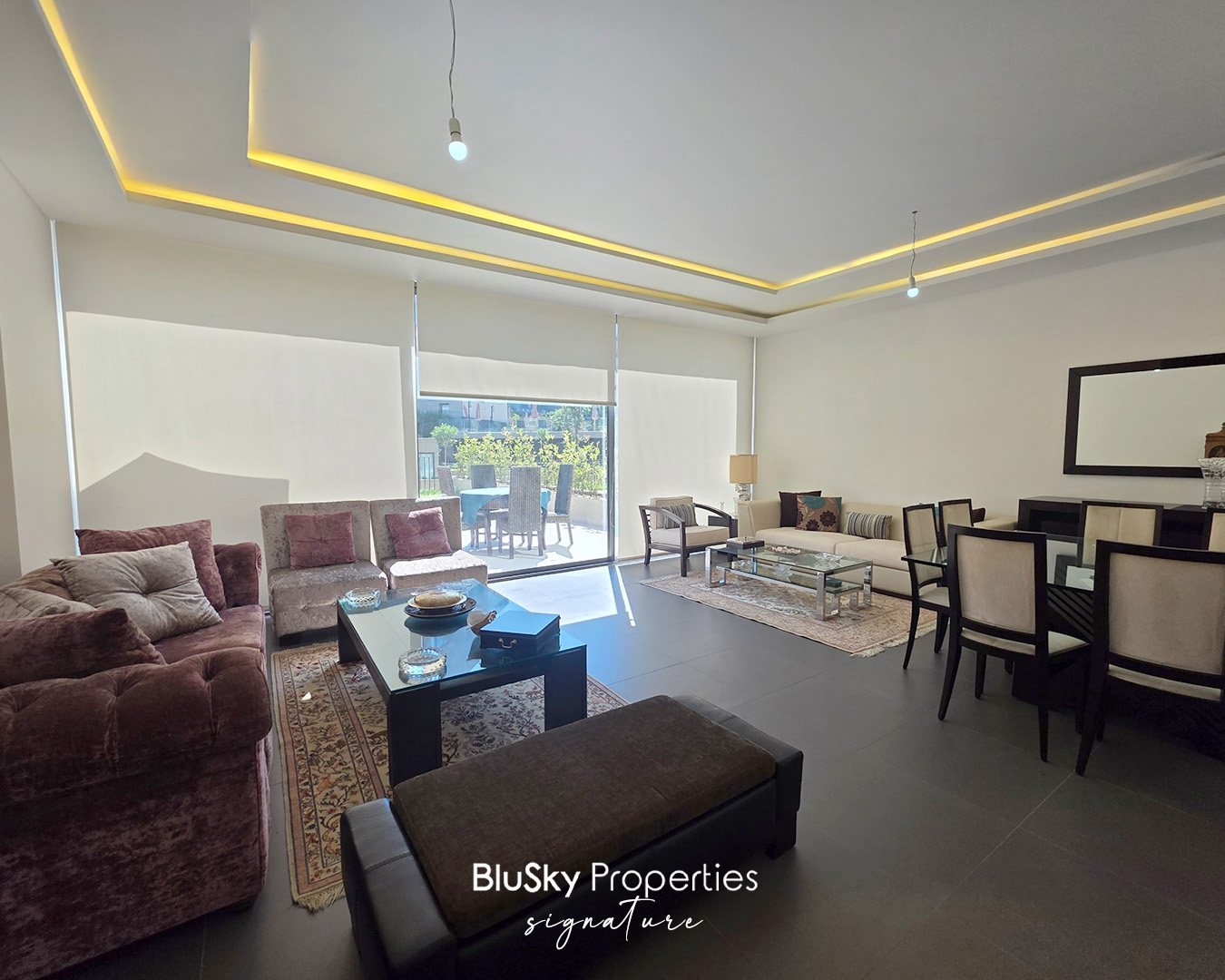 Apartment 160m² with Terrace for Rent in Beit Meri
