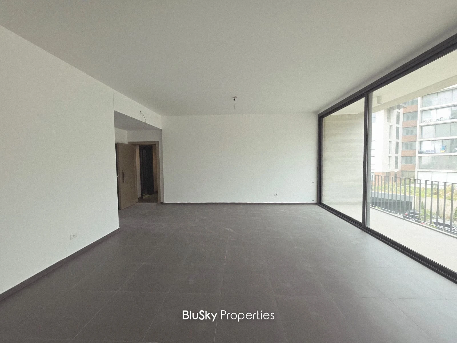Apartment 160m² with Mountain View for Rent in Beit Meri — الصورة 2