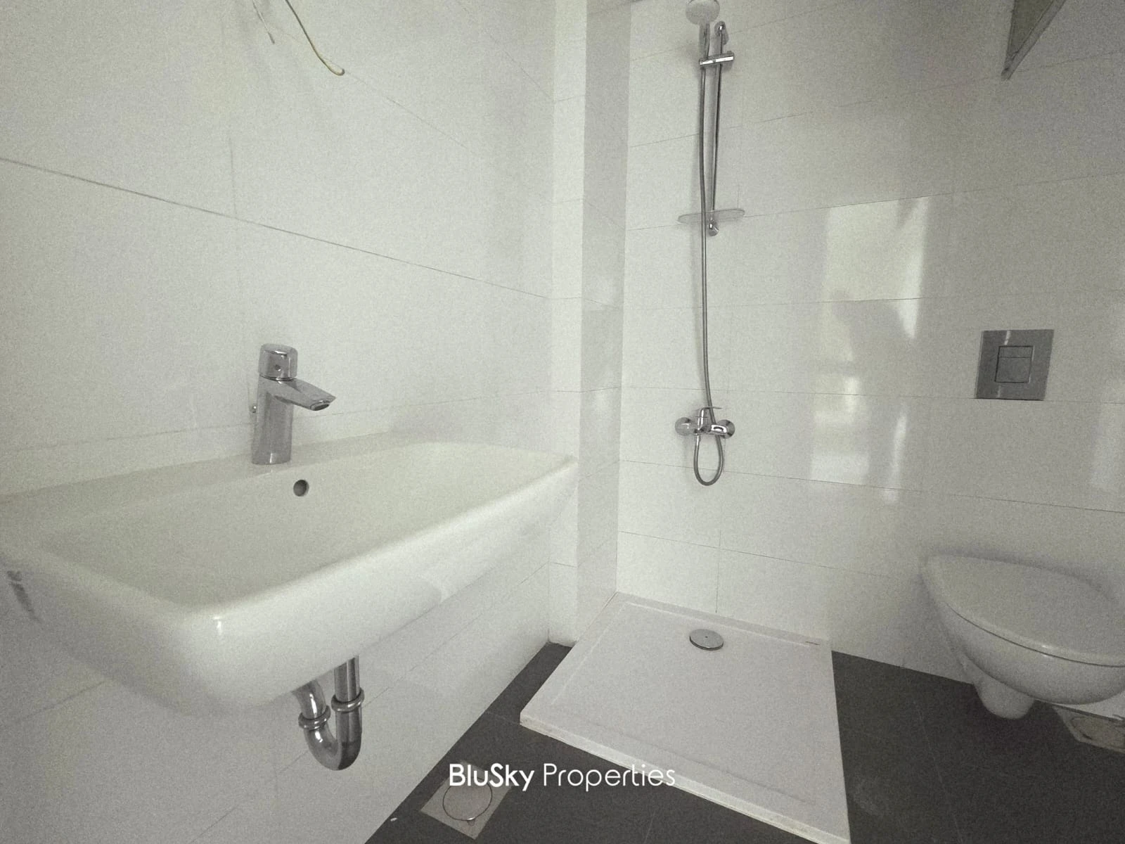 Apartment 160m² with Mountain View for Rent in Beit Meri — الصورة 5