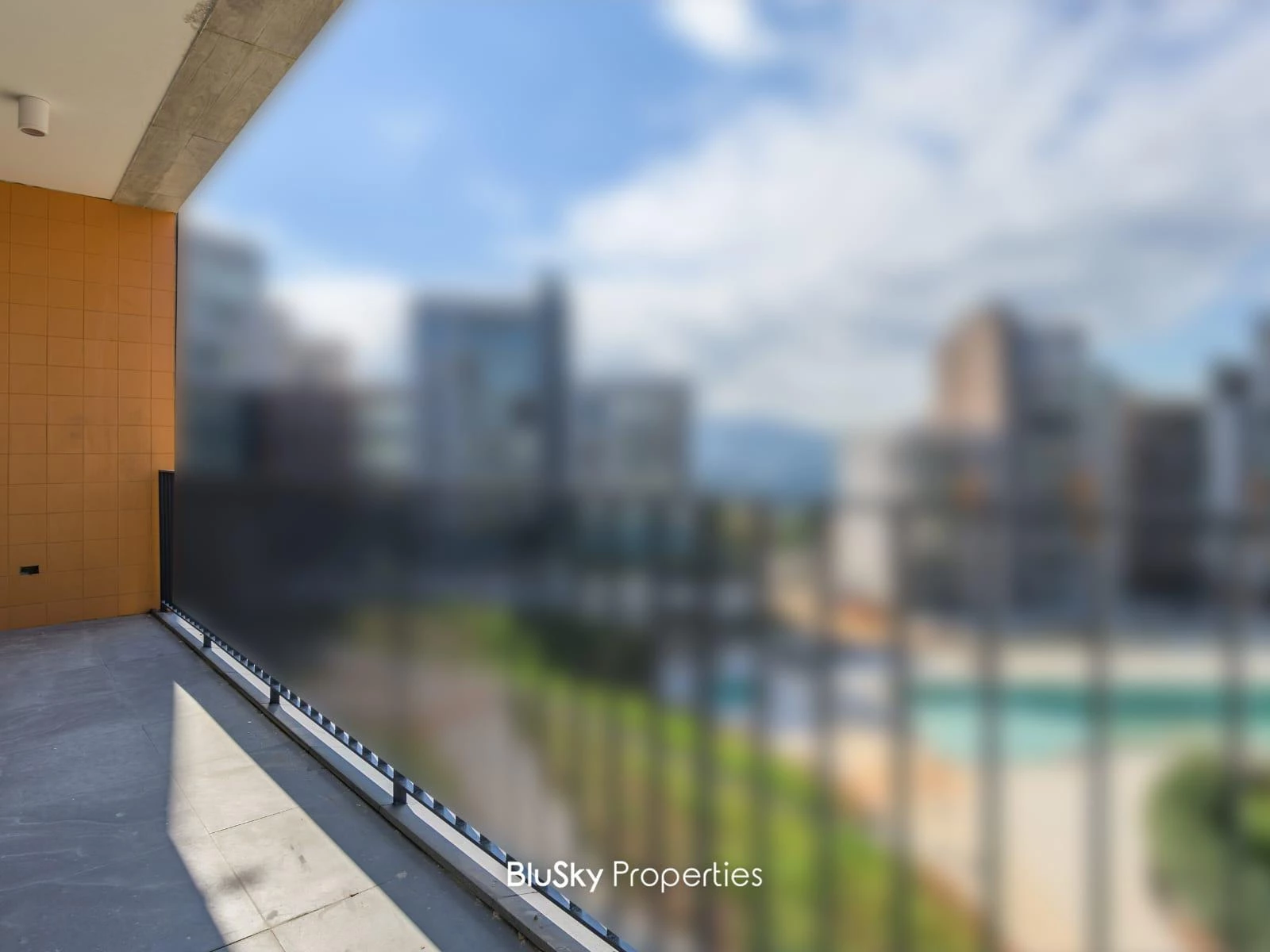 Apartment 160m² Balcony for Sale in Beit Meri — الصورة 2