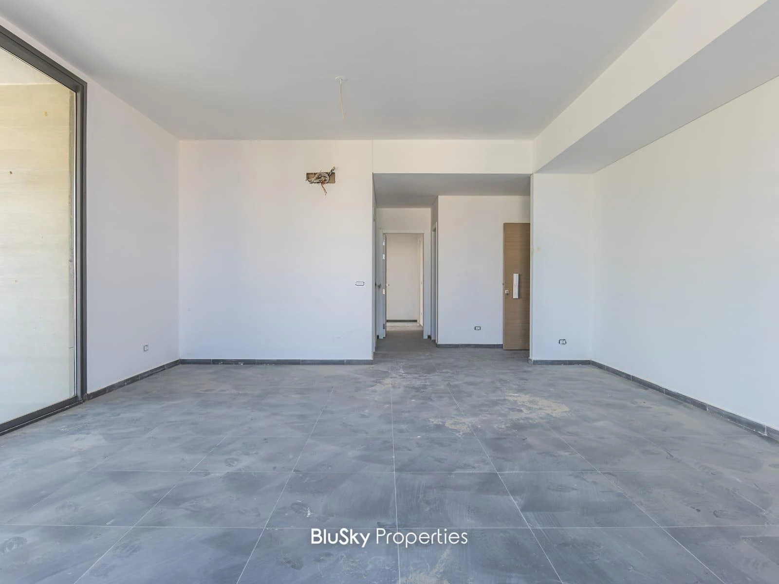 Apartment 170m² for Sale in Beit Meri — الصورة 2