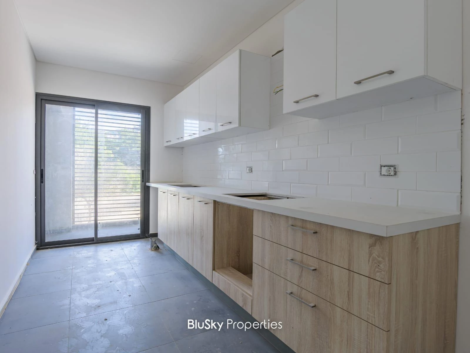 Apartment 170m² for Sale in Beit Meri — الصورة 4