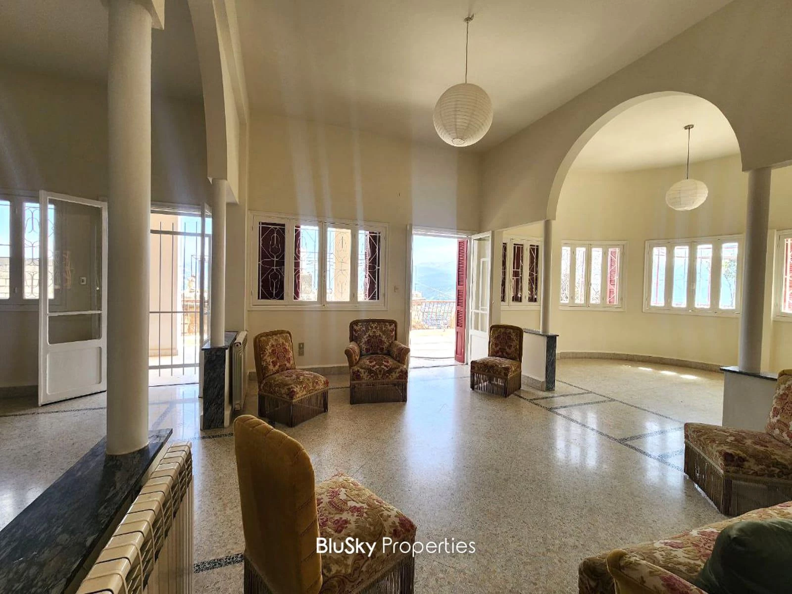 Apartment 180m² Terrace for Rent in Beit Meri — الصورة 5