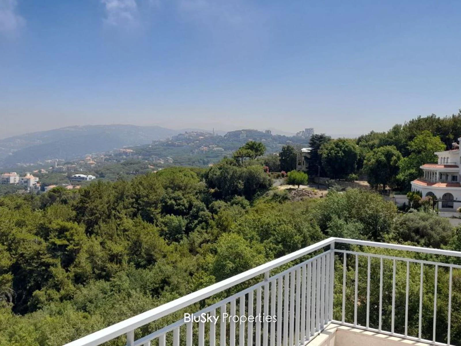Apartment 180m² for Rent in Beit Meri — الصورة 3