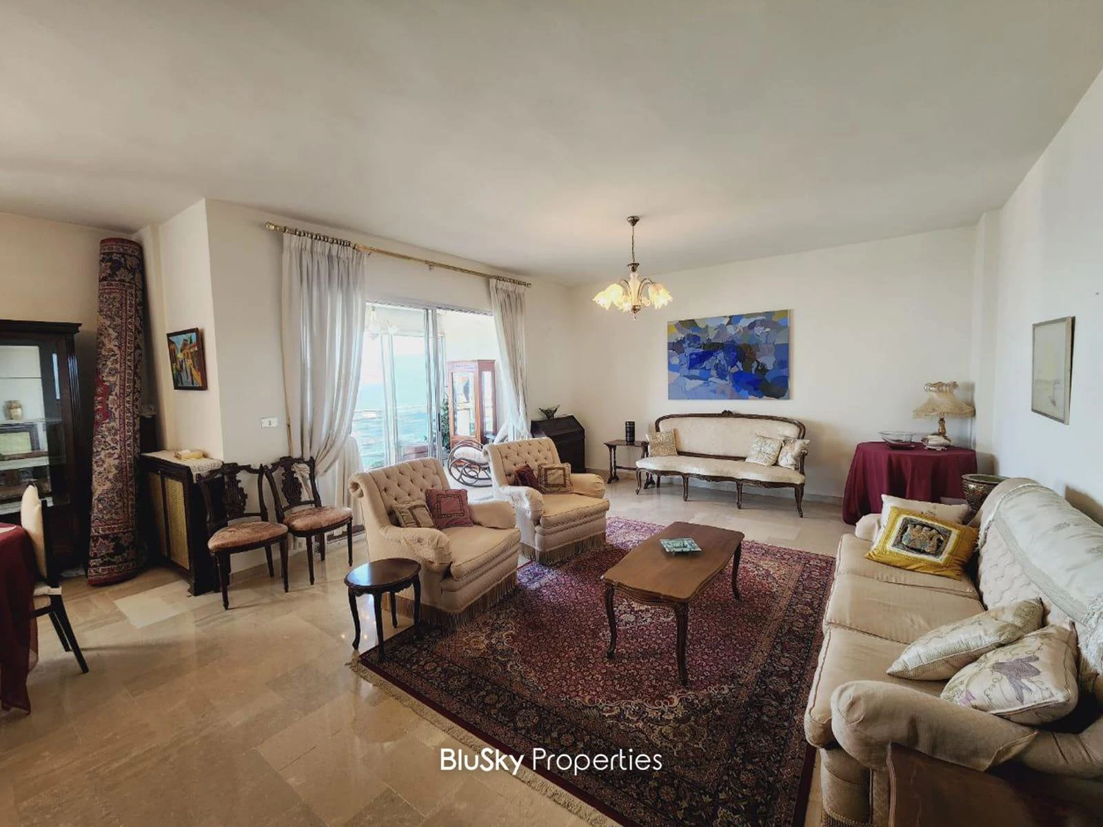 Apartment 180m² Mountain View for Sale in Beit Meri