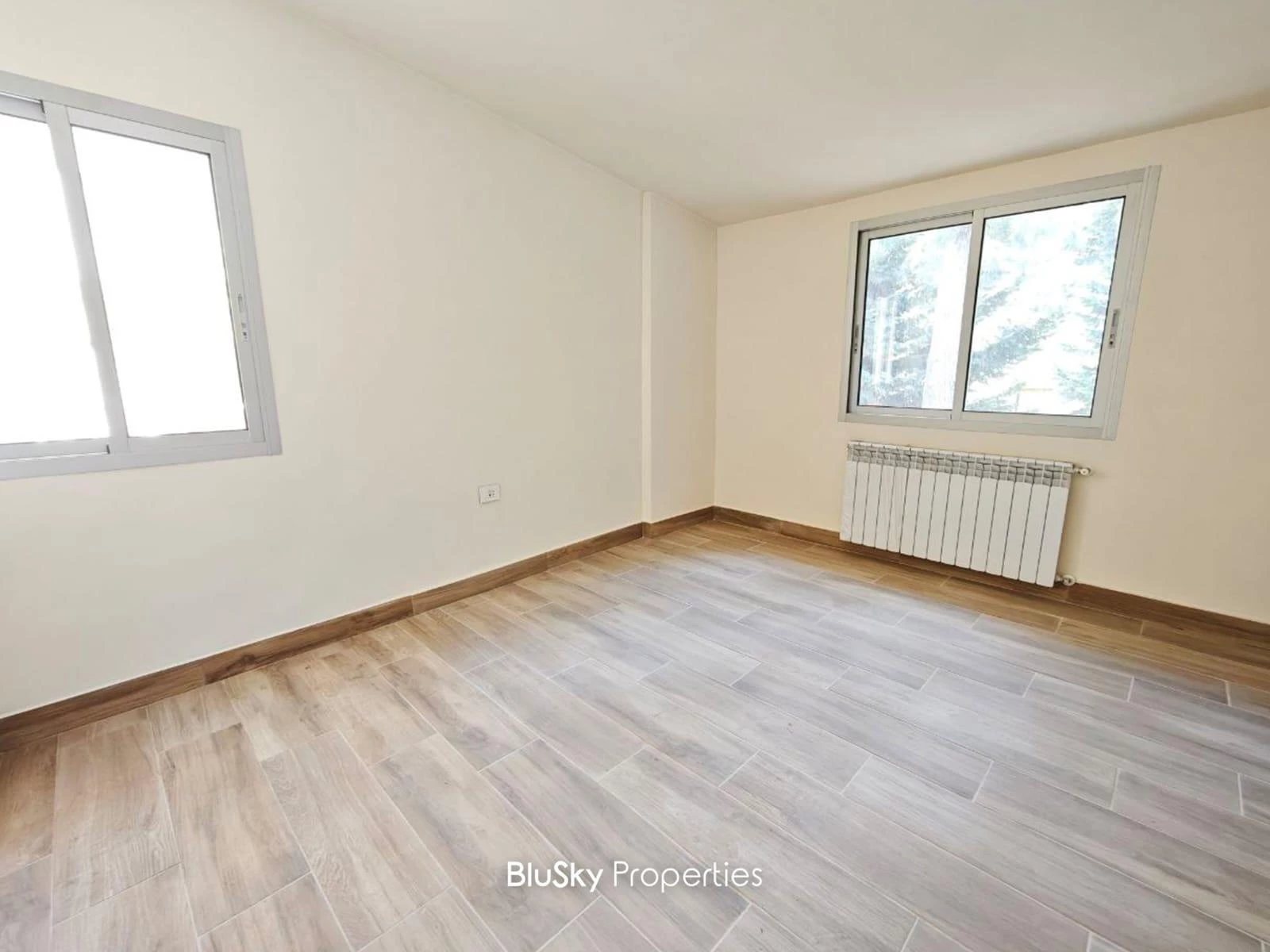 Apartment 200m² Balcony for Rent in Beit Meri — الصورة 3