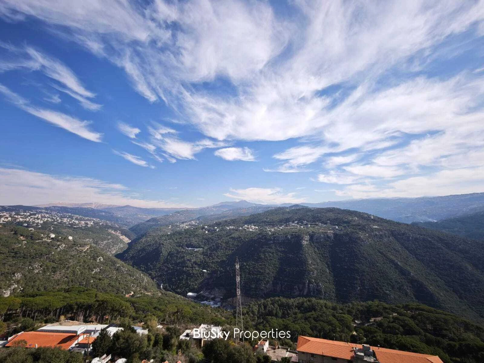 Apartment 200m² Balcony for Sale in Beit Meri — الصورة 3