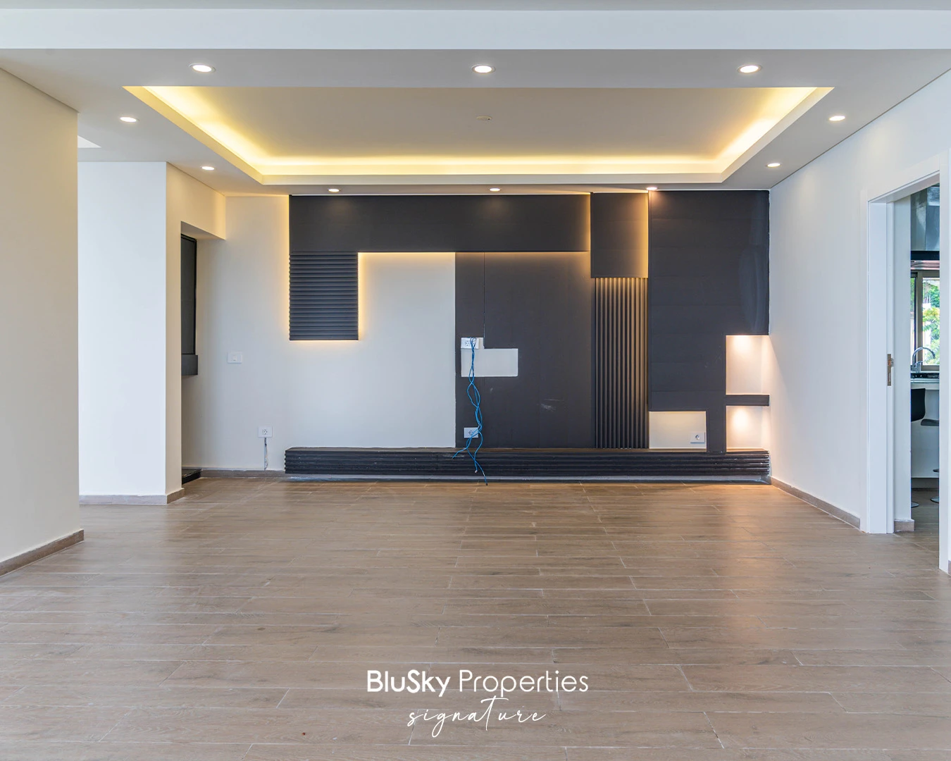 Apartment 230m² with Sea View for Rent in Beit Meri — الصورة 2