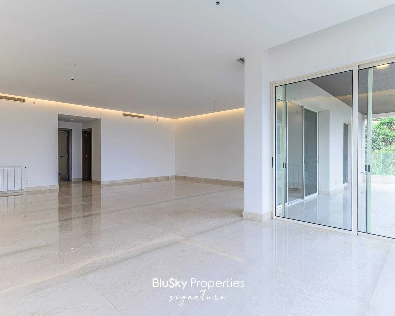 Apartment 235m² Garden for Rent in Beit Meri — الصورة 3