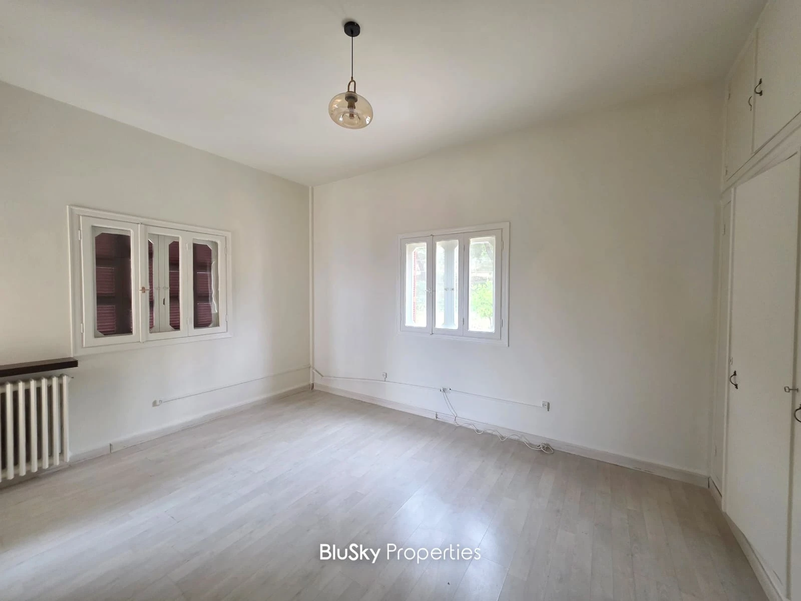Apartment 240m² with Mountain View for Rent in Beit Meri — الصورة 4