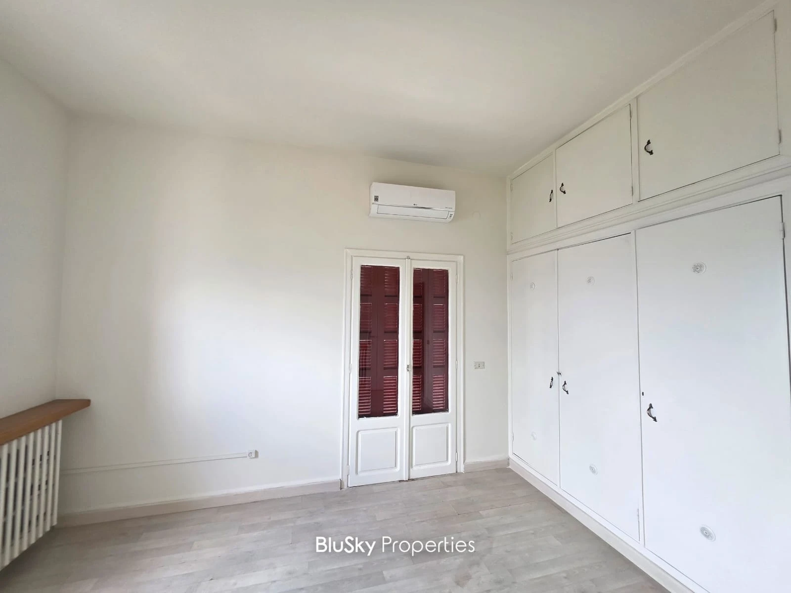 Apartment 240m² with Mountain View for Rent in Beit Meri — الصورة 5