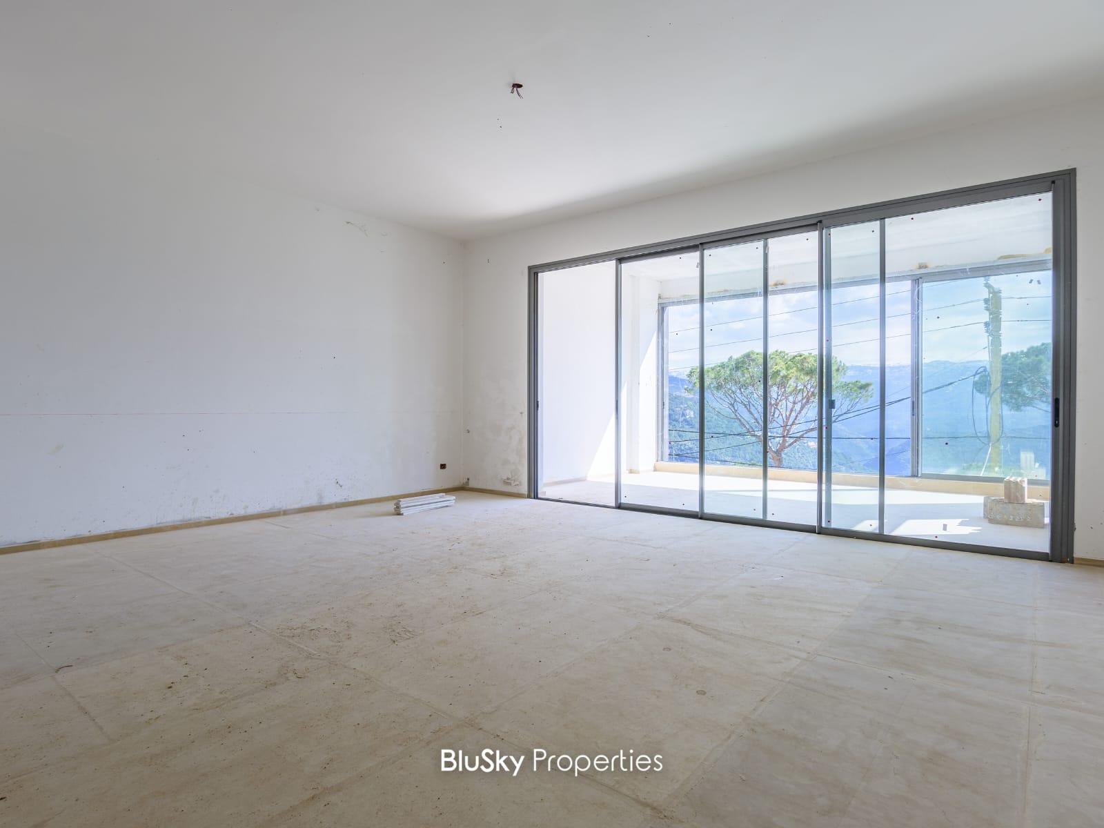Apartment 244m² Mountain View for Sale or Rent in Beit Meri