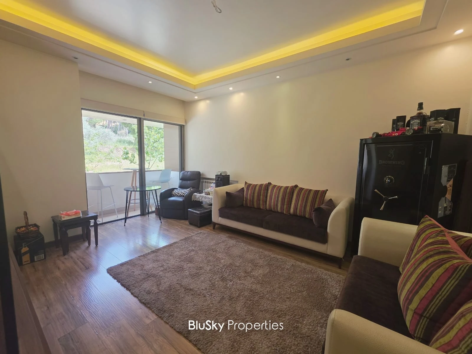 Apartment 250m² for Sale in Beit Meri — الصورة 4