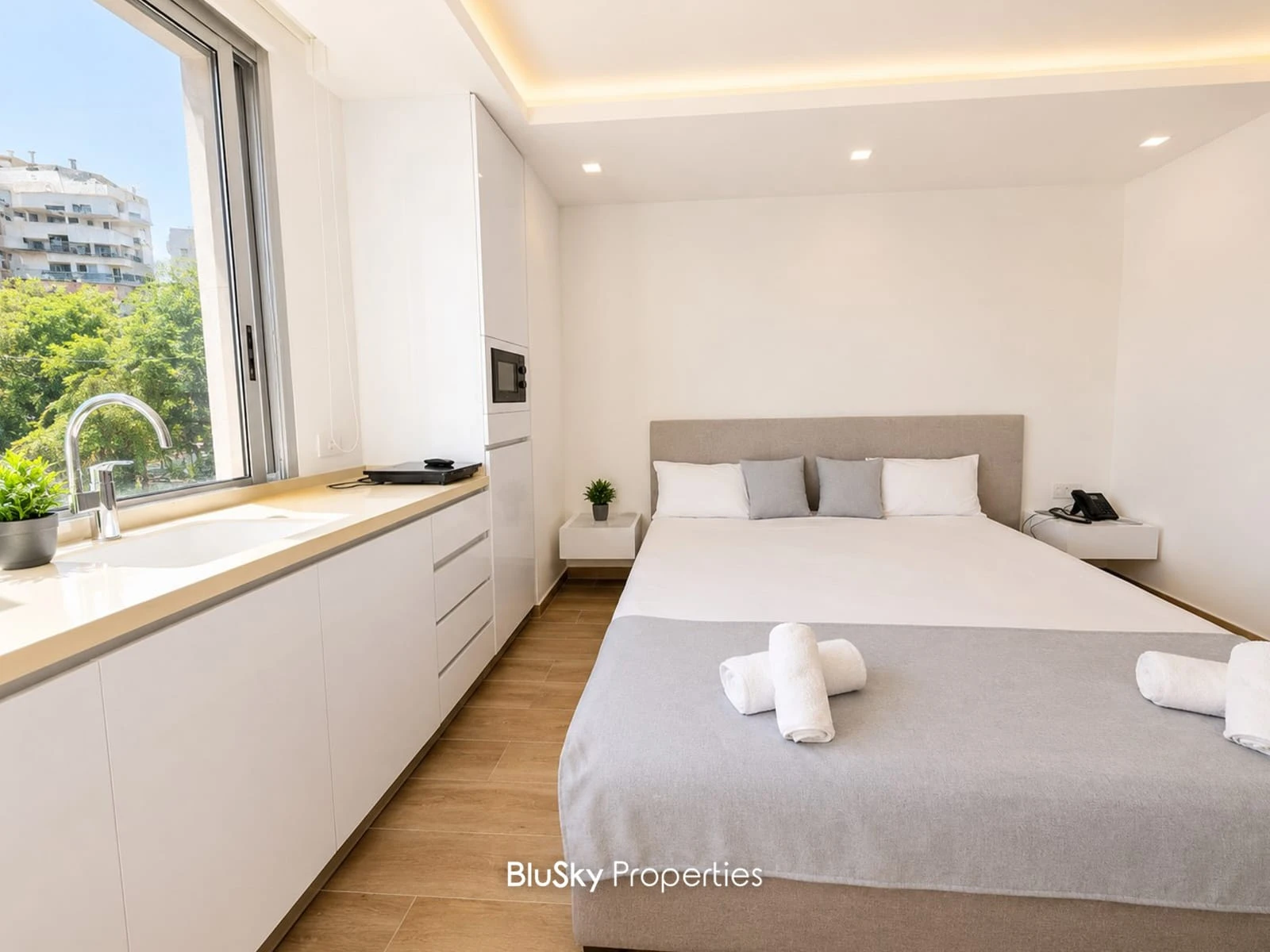 Apartment 25m² for Rent in Beit Meri — الصورة 4