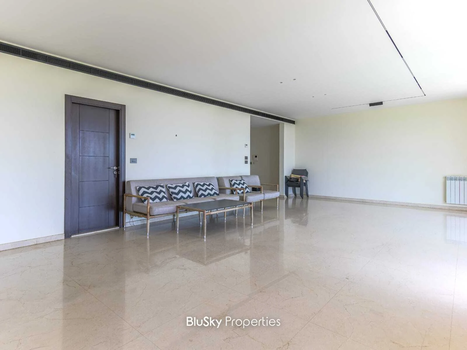 Apartment 270m² Terrace for Rent in Beit Meri — الصورة 4
