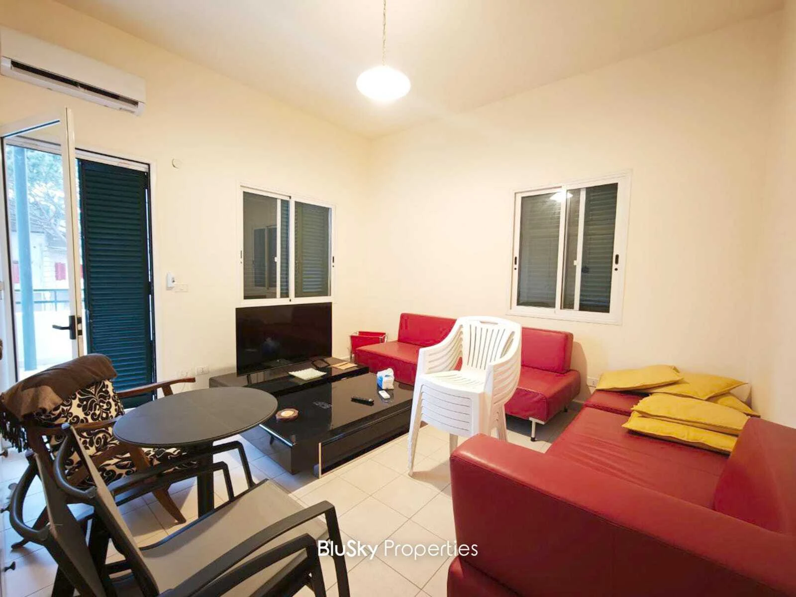 Apartment 270m² Balcony for Rent in Beit Meri — الصورة 4