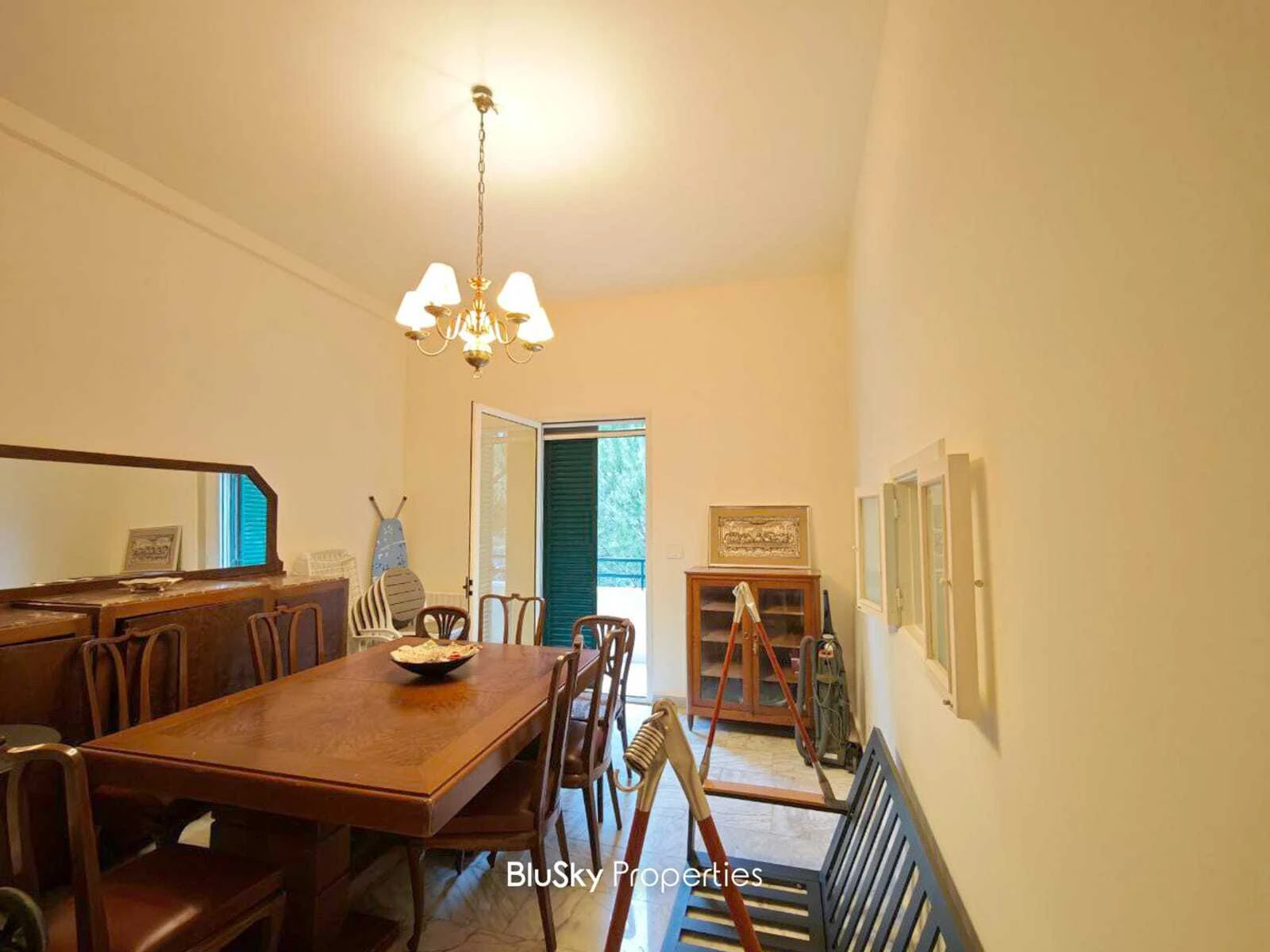 Apartment 270m² Balcony for Rent in Beit Meri — الصورة 5