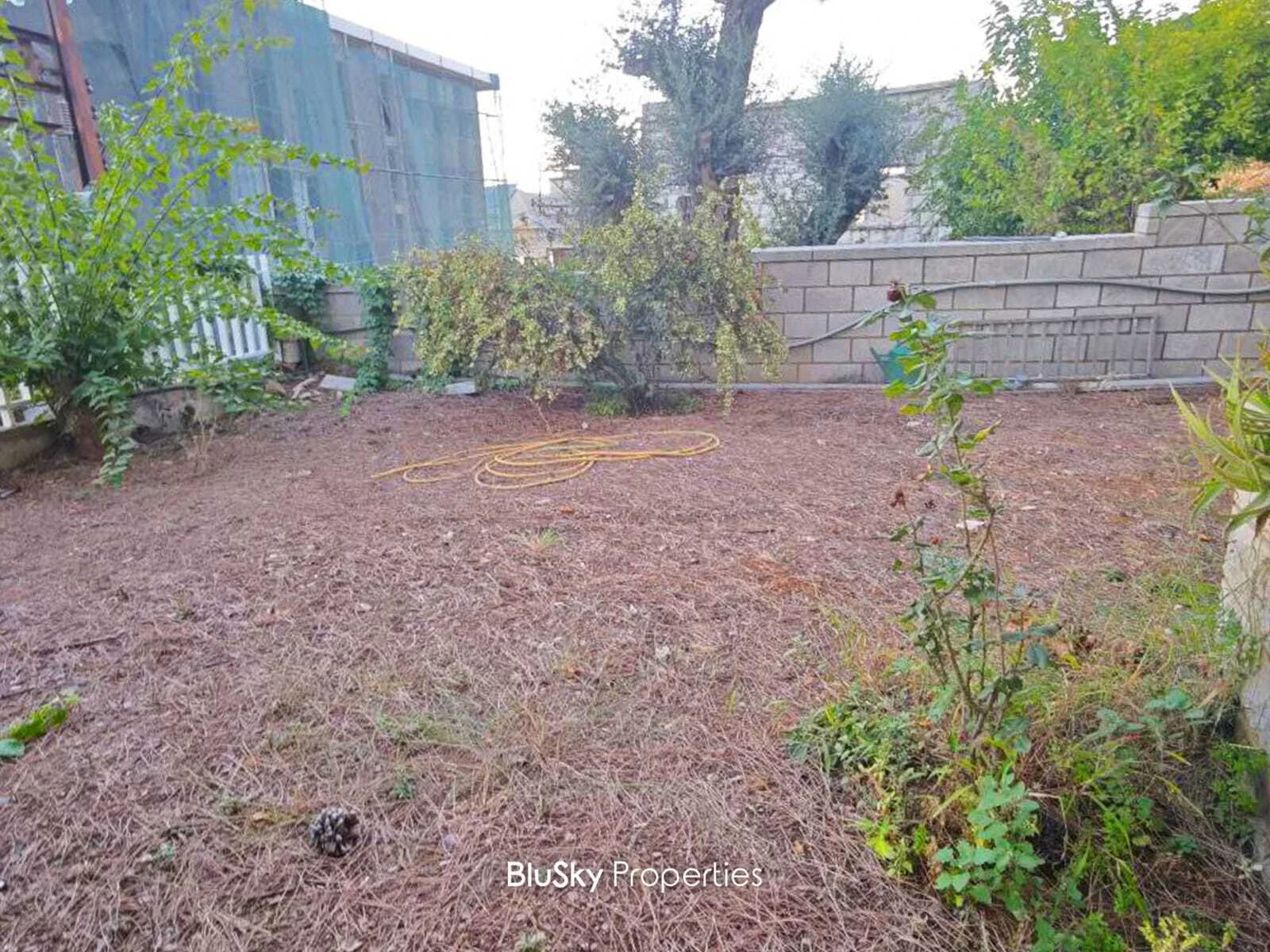 Apartment 280m² Garden for Rent in Beit Meri — الصورة 3