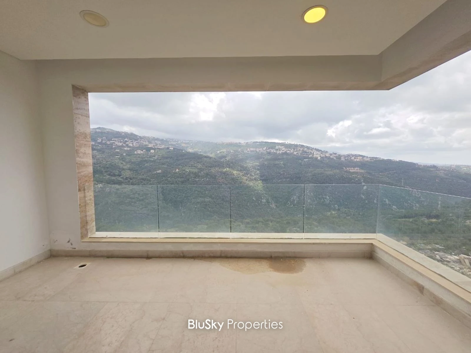 Duplex 298m² with Terrace for Sale in Beit Meri — الصورة 3
