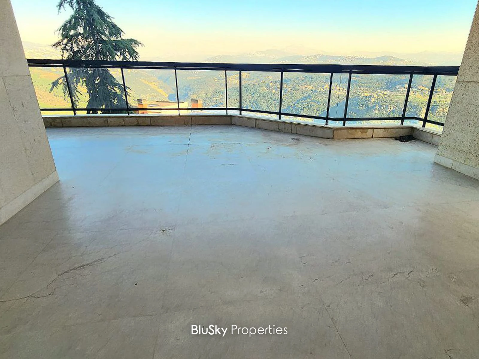 Apartment 320m² with Mountain View for Rent in Beit Meri — الصورة 3