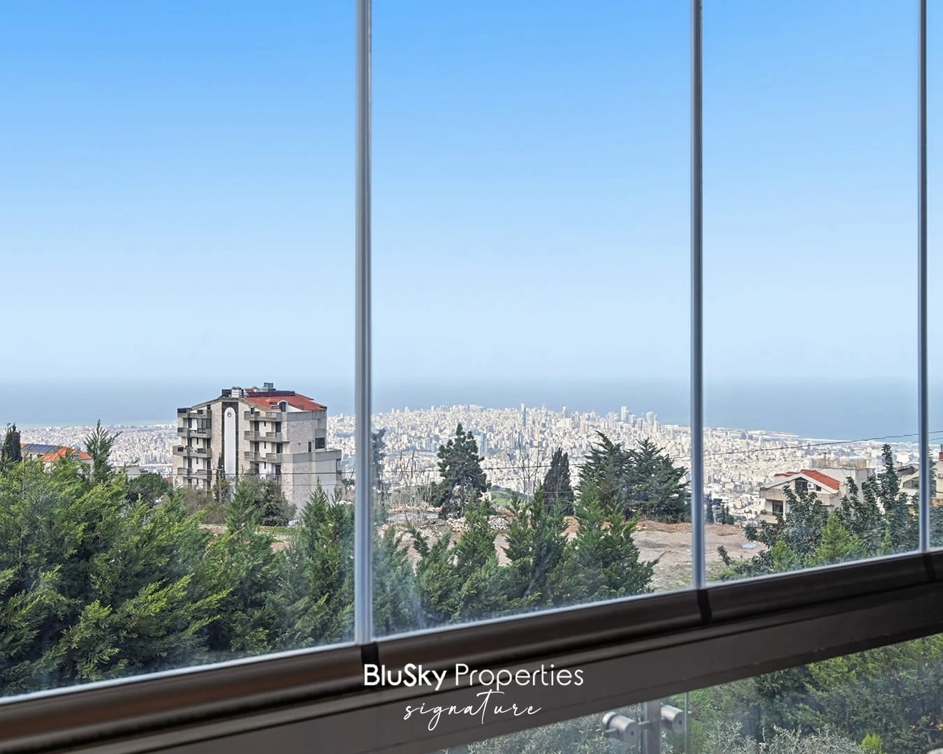 Apartment 340m² with Sea View for Sale in Beit Meri — photo 2