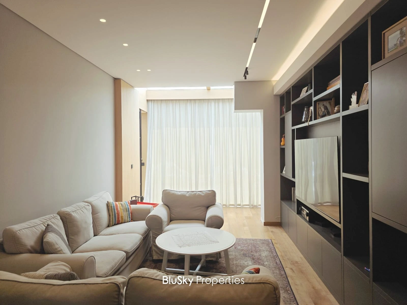 Apartment 400m² with Terrace for Rent in Beit Meri — الصورة 4