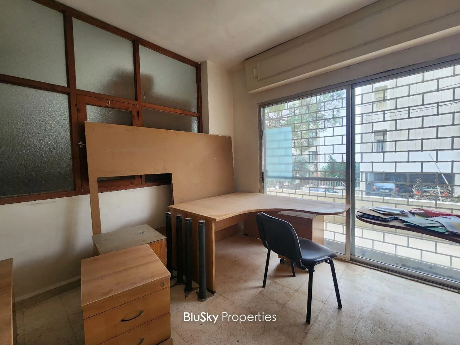 Warehouse 400m² for Sale or Rent in Beit Meri — الصورة 3