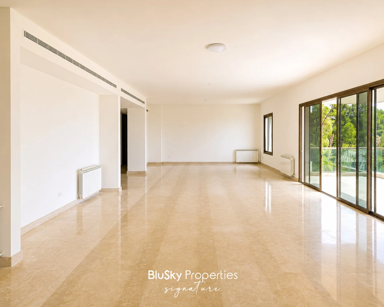 Apartment 500m² with Garden for Rent in Beit Meri