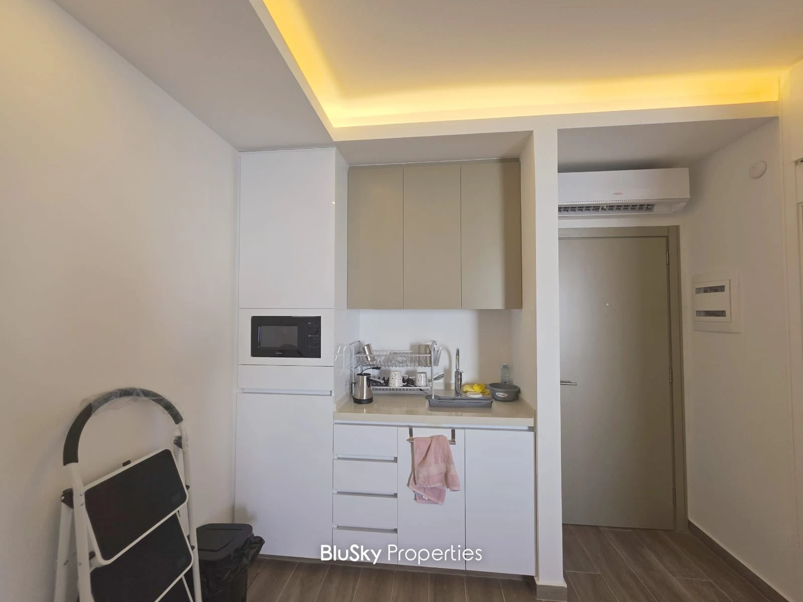 Apartment 60m² for Rent in Beit Meri — الصورة 4