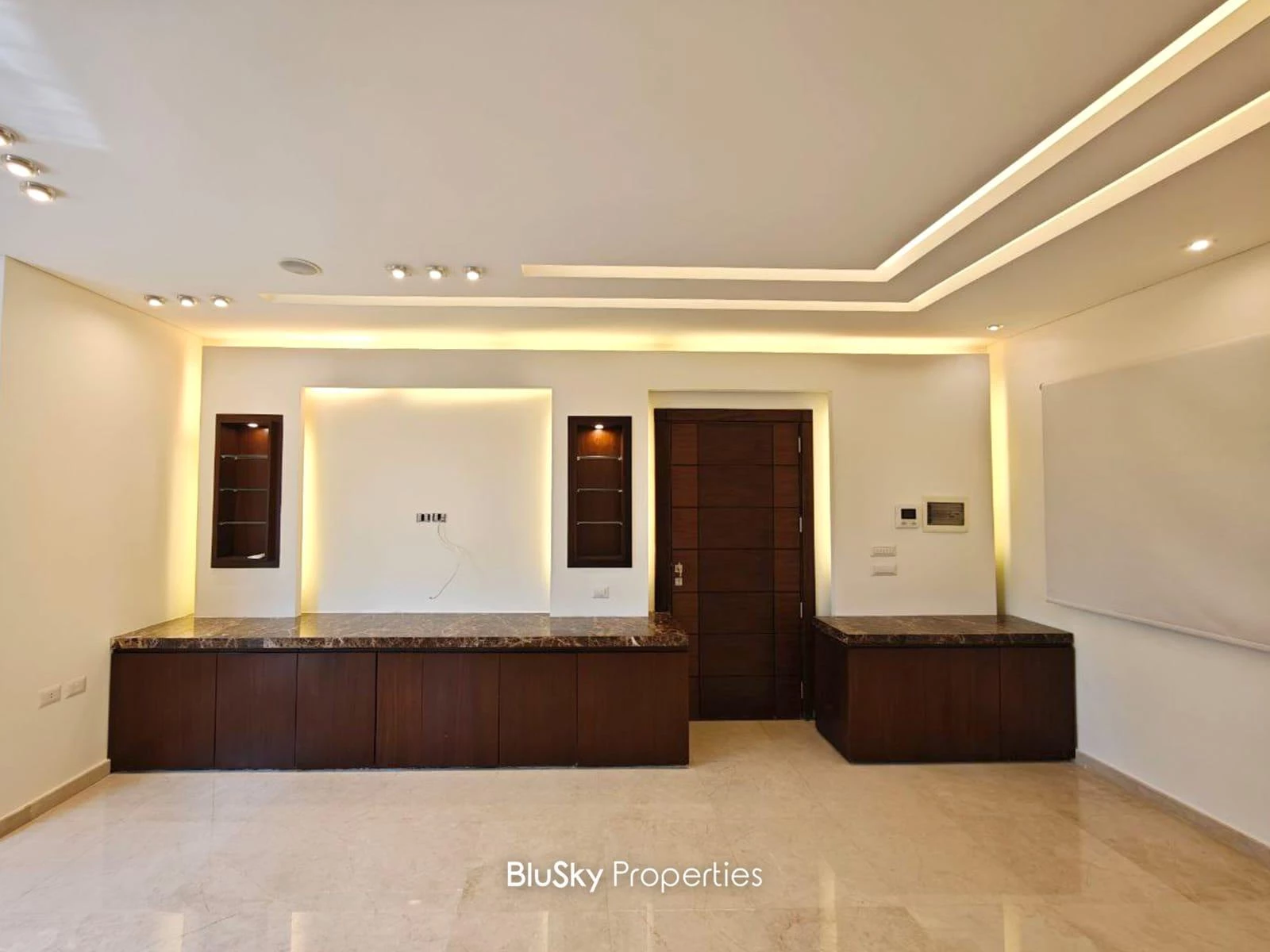 Apartment 65m² Mountain View for Rent in Beit Meri
