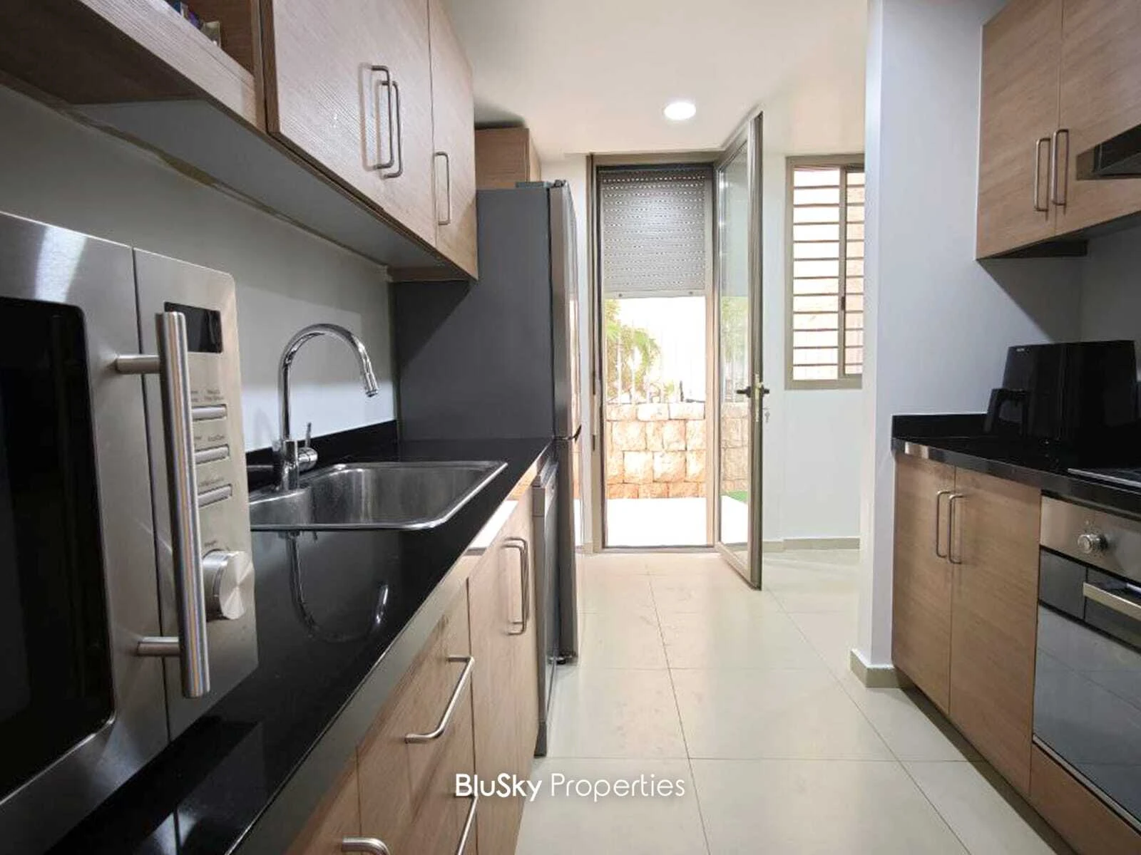 Apartment 150m² Garden for Rent in Beit Misk — photo 4