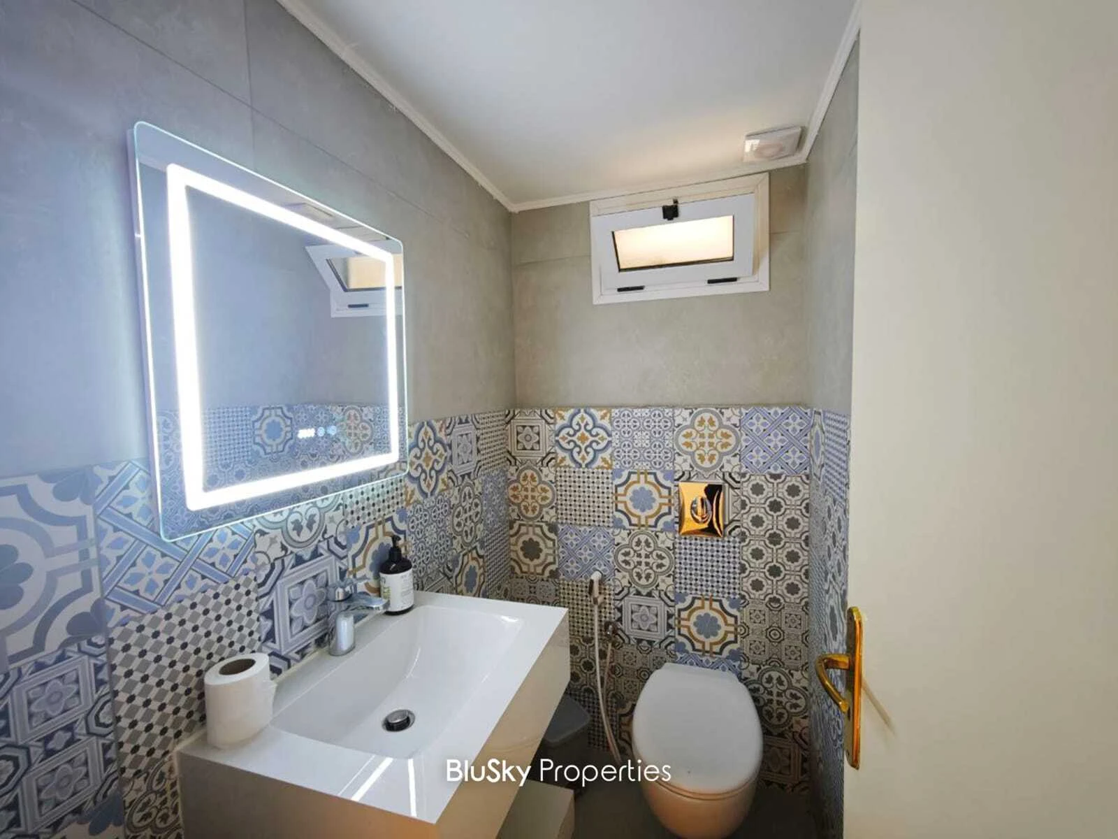 Apartment 150m² with Terrace for Rent in Bolonia — الصورة 5