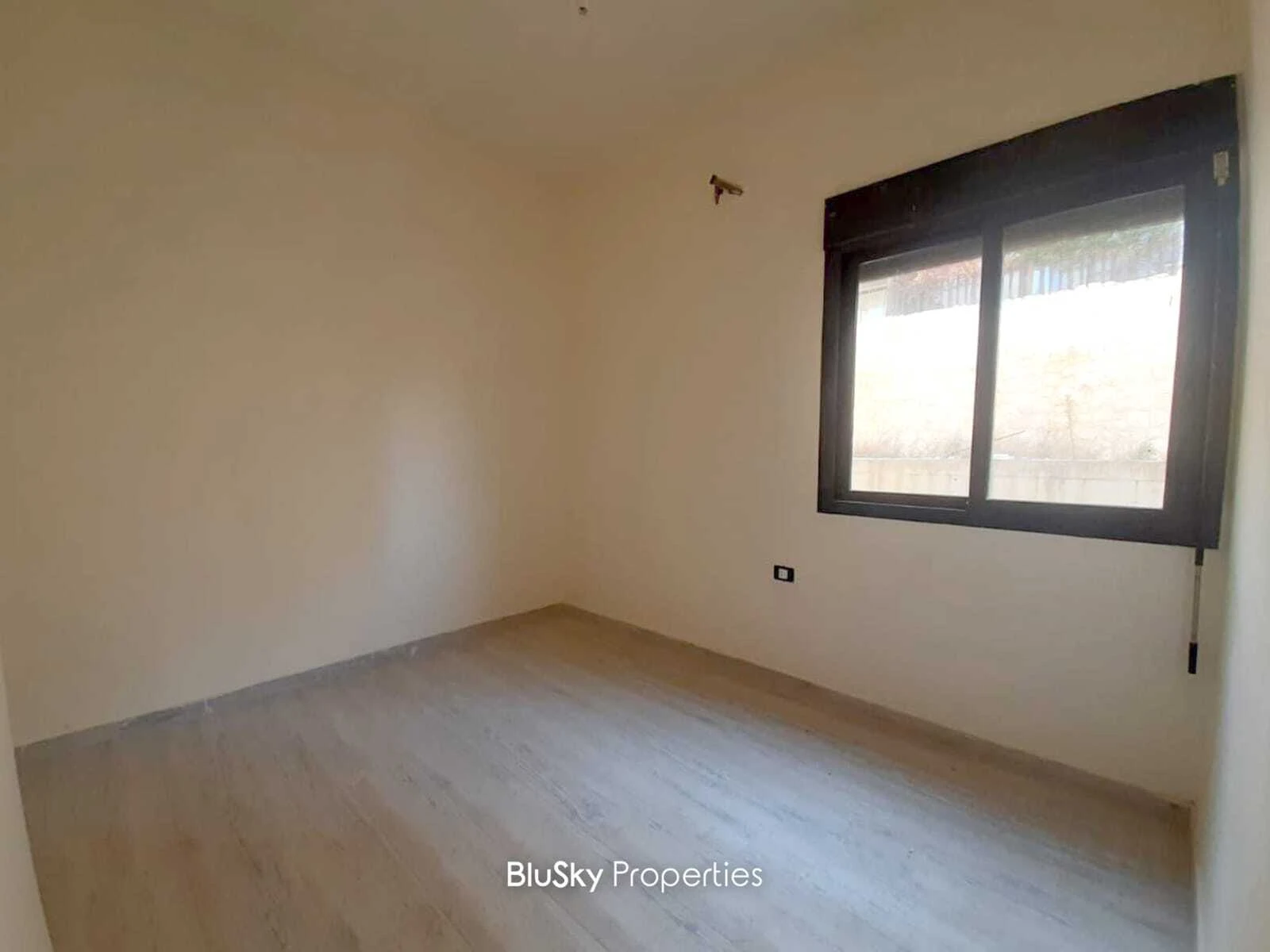 Apartment 110m² Sea View for Sale in Bouar — الصورة 4
