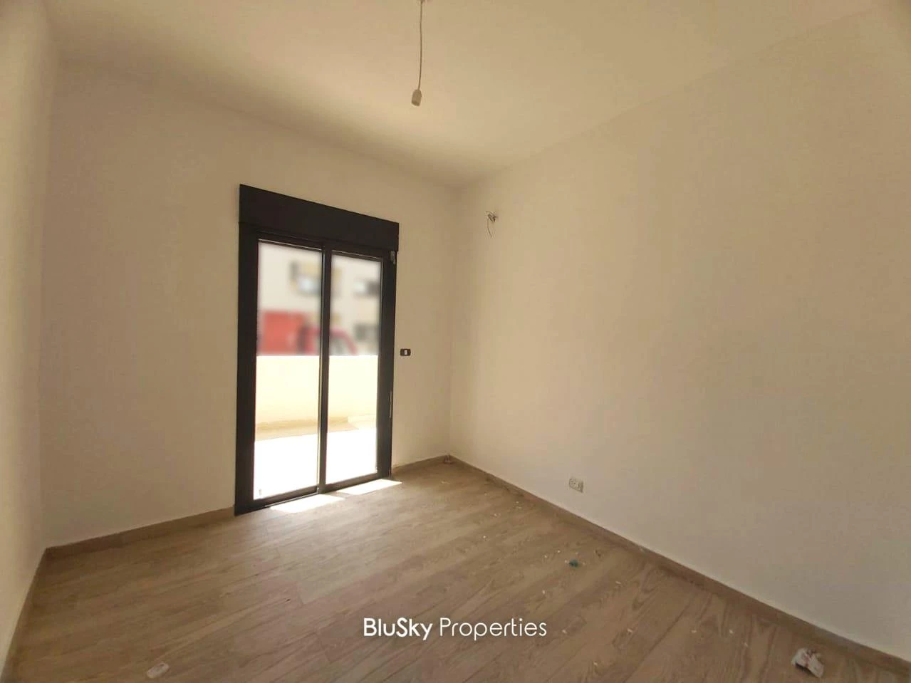 Apartment 110m² Terrace for Sale in Bouar — الصورة 5