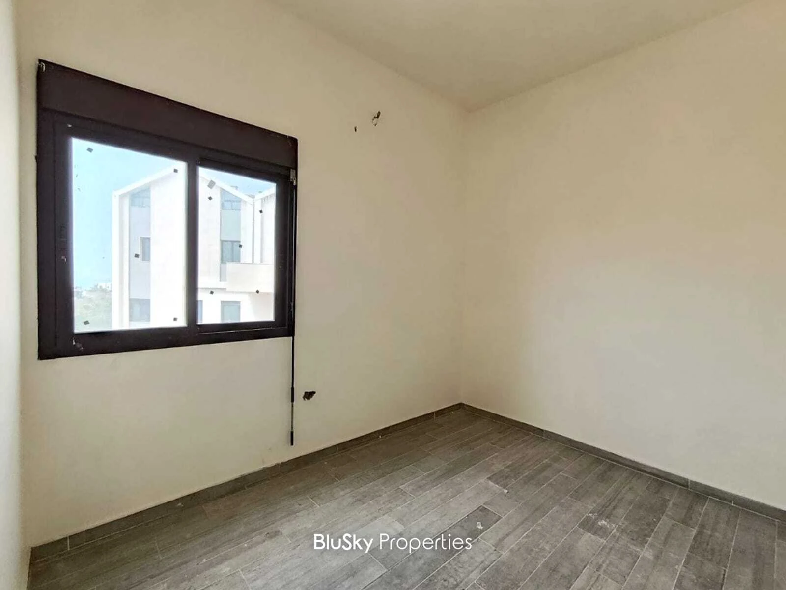 Apartment 110m² City View for Sale in Bouar — الصورة 3