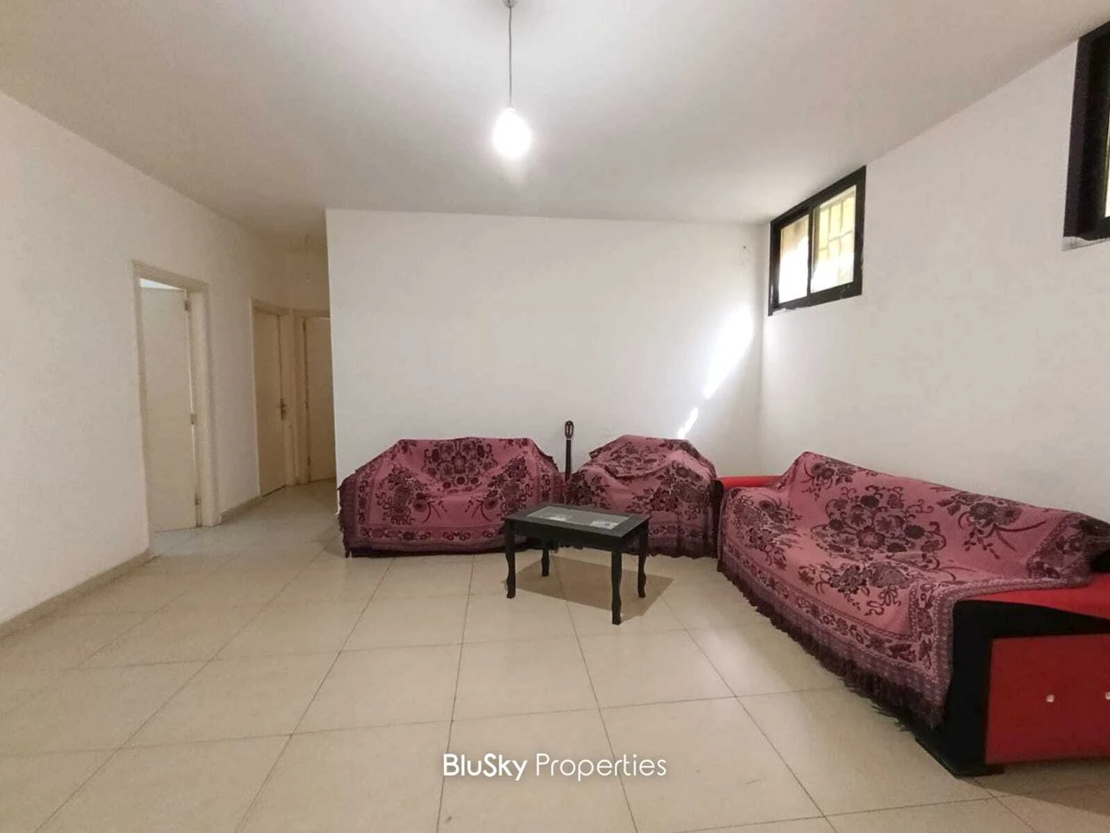 Apartment 150m² for Sale in Bouar