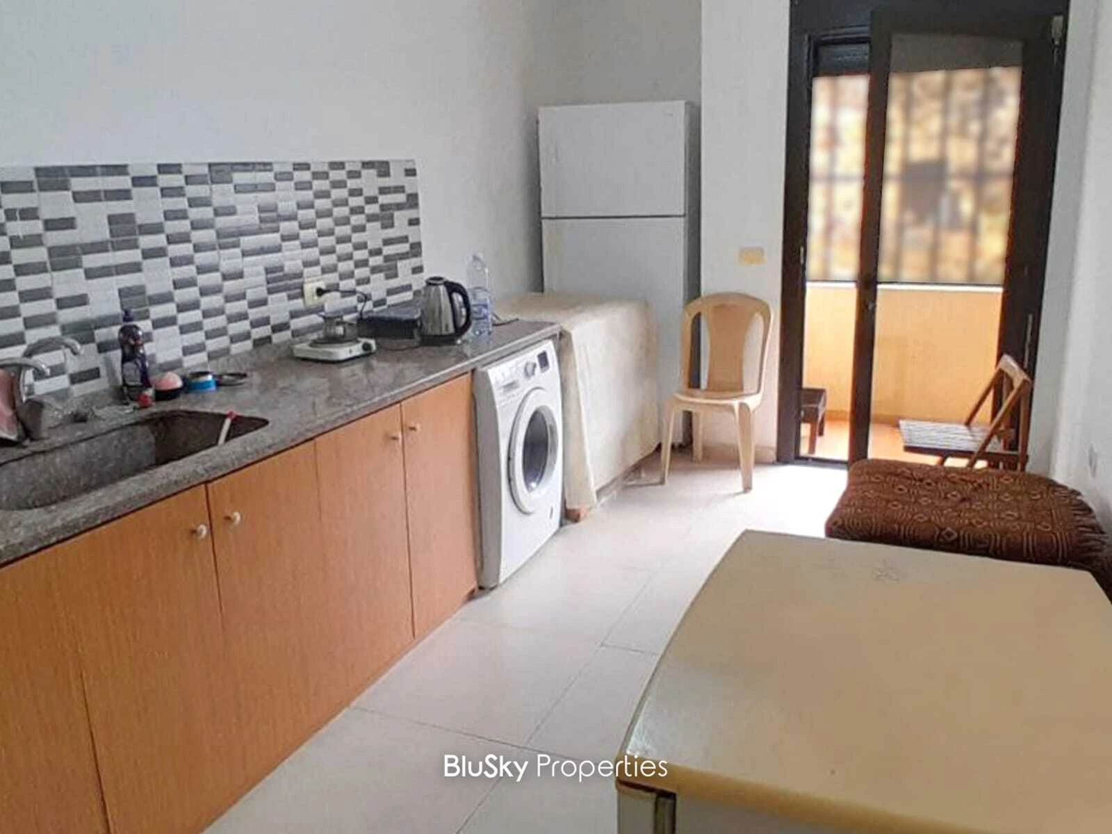 Apartment 150m² for Sale in Bouar — الصورة 2