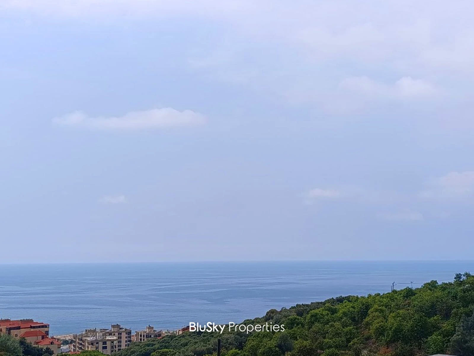 Apartment 225m² with Sea View for Sale in Bouar — الصورة 3