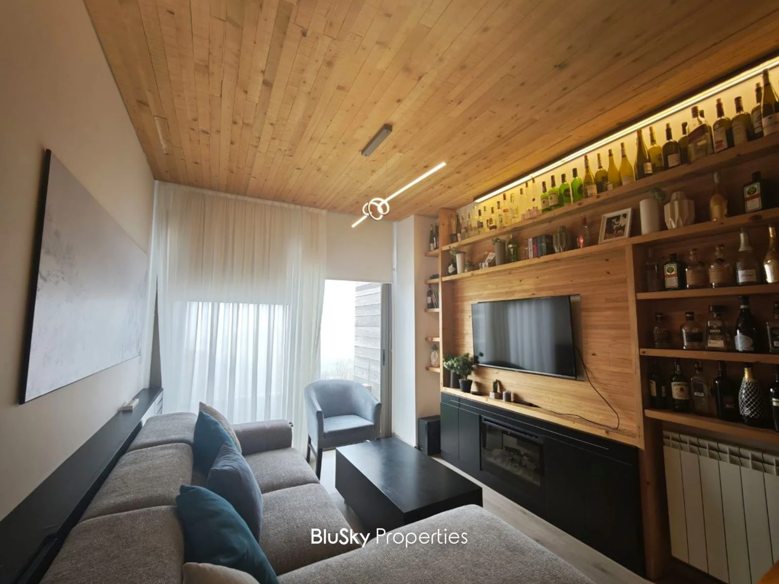 Chalet 140m² with Terrace for Rent in Bqaatouta — photo 4