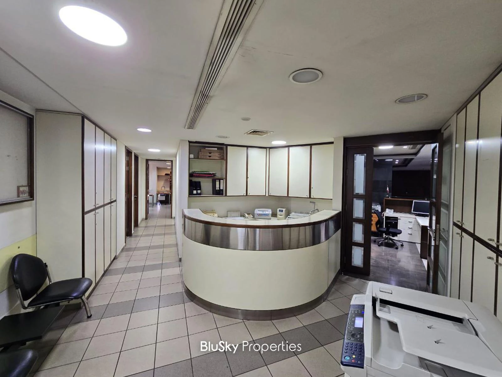 Office 450m² City View for Sale in Brazilia