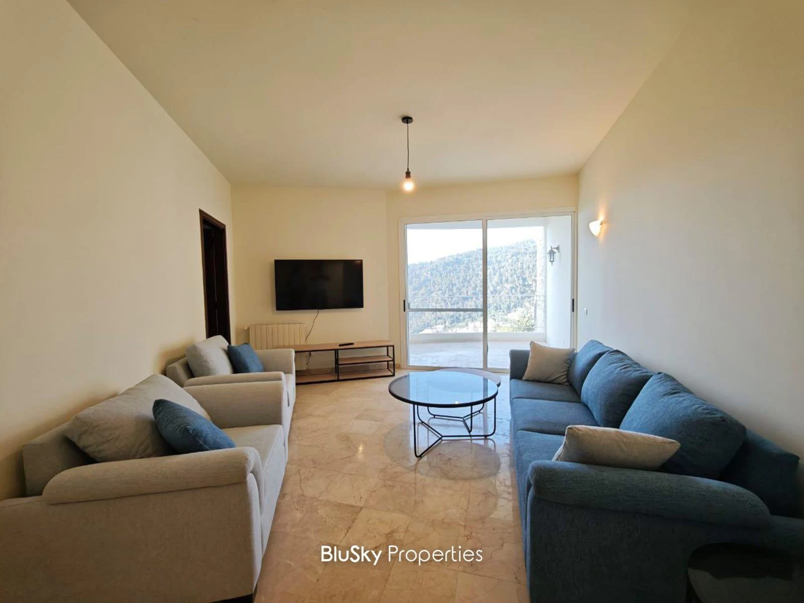 Apartment 100m² Mountain View for Rent in Broumana