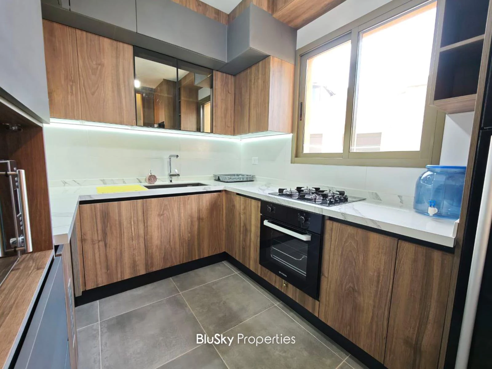 Apartment 100m² Green View for Rent in Broumana — الصورة 4