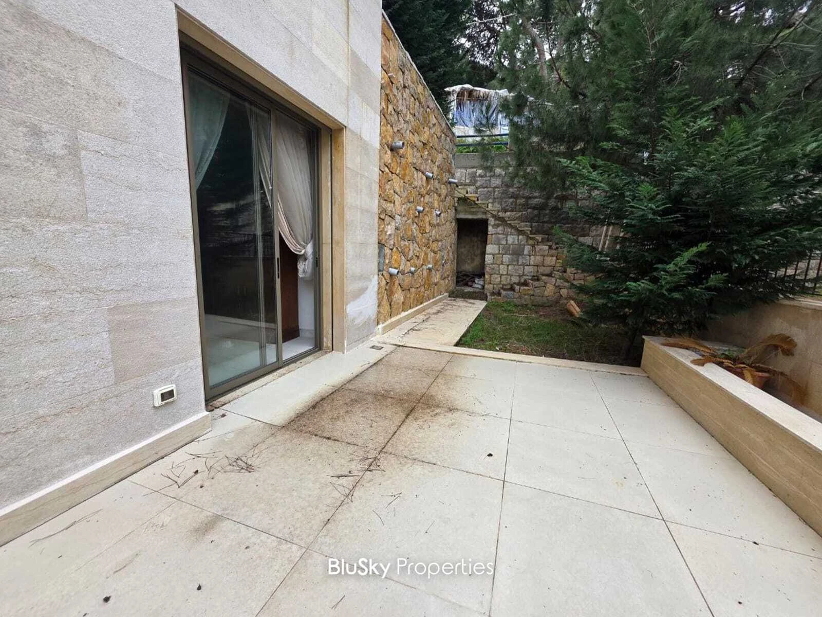 Apartment 145m² Terrace for Rent in Broumana — الصورة 2