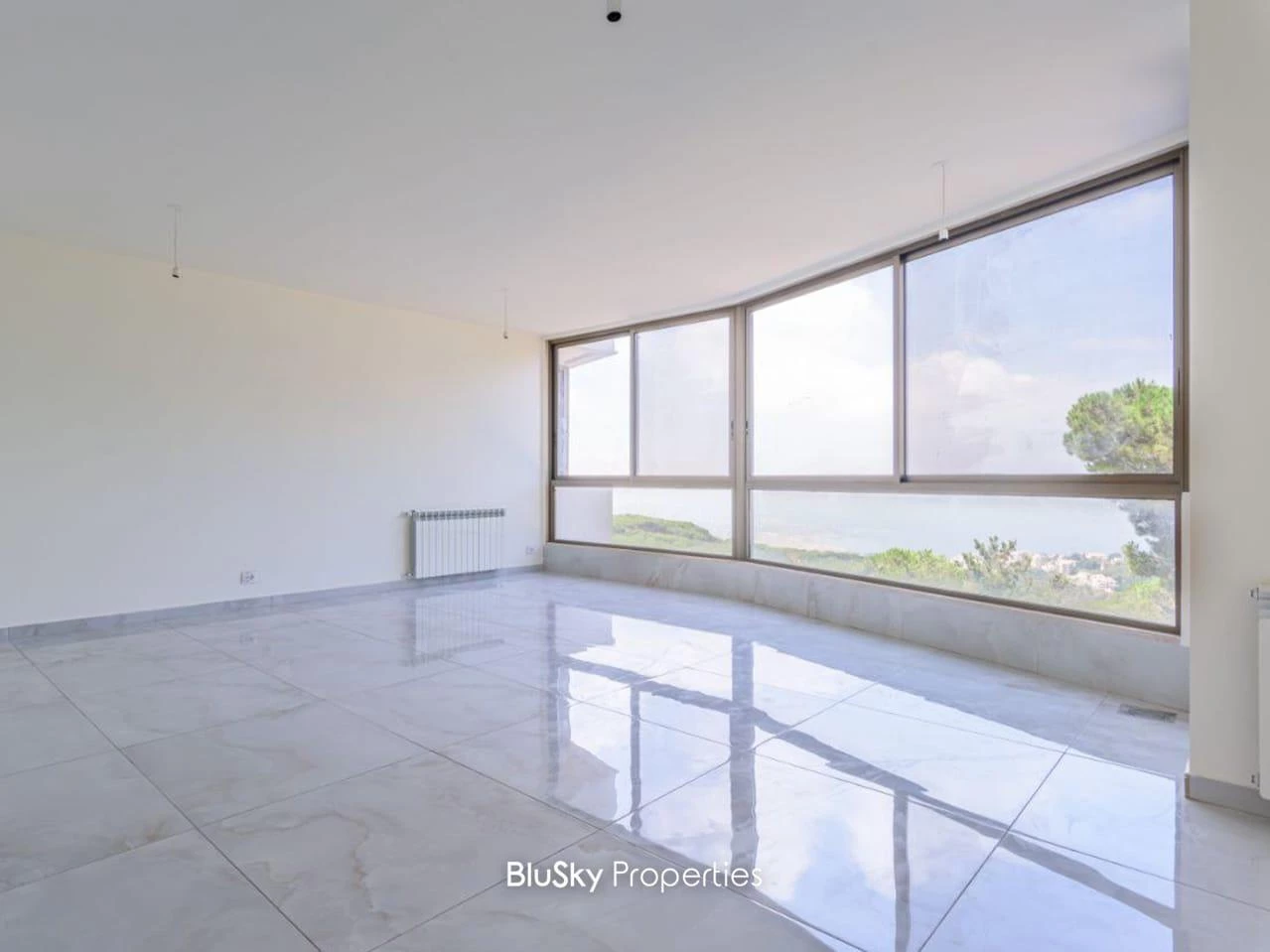 Apartment 150m² Sea View for Rent in Broumana